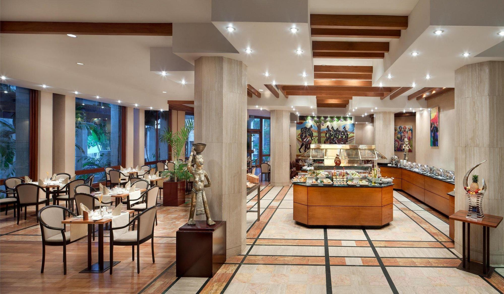 Hotel Hilton Yaoundé Exteriér fotografie